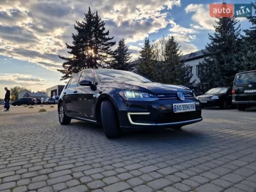 Авто Volkswagen E-Golf 2017 № 7661526