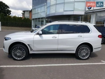 Авто BMW X7 2021 № 7661580