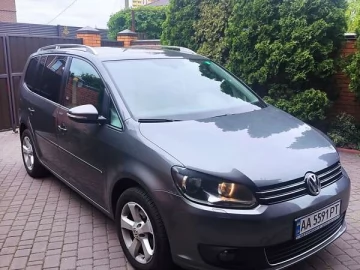 Авто Volkswagen Touran 2012 № 7661767