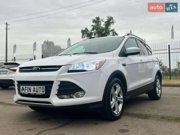Авто Ford Escape 2014 № 7662004