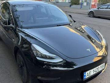 Авто Tesla Model 3 2020 № 7662054
