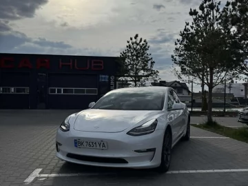 Авто Tesla Model 3 2020 № 7662085