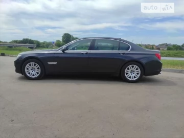 Авто BMW 7 Series 2011 № 7662338
