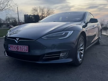 Авто Tesla Model S 2017 № 7662365
