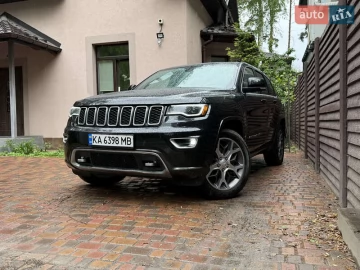 Авто Jeep Grand Cherokee 2018 № 7662393