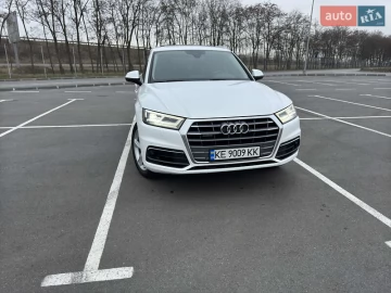 Авто Audi Q5 2020 № 7662408