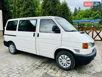Авто Volkswagen Transporter 2000 № 7662502