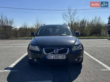Авто Volvo V50 2012 № 7662541