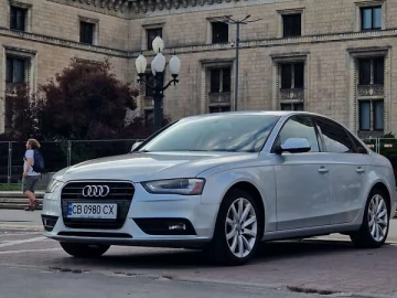 Авто Audi A4 2013 № 7662596