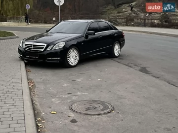 Авто Mercedes E-Class 2011 № 7662598