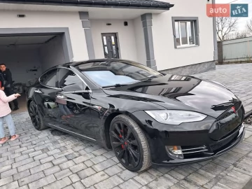 Авто Tesla Model S 2013 № 7662603