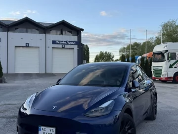 Авто Tesla Model Y 2022 № 7662676