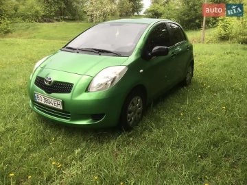 Авто Toyota Yaris 2007 № 7663023