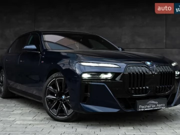 Авто BMW 7 Series 2023 № 7663075