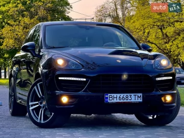 Авто Porsche Cayenne 2013 № 7663082