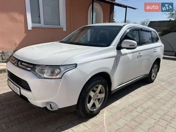 Авто Mitsubishi Outlander 2012 № 7663222