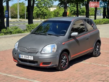 Авто Toyota Yaris 2005 № 7663398