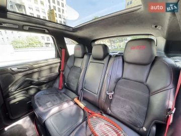 Авто Porsche Cayenne 2013 № 7663808