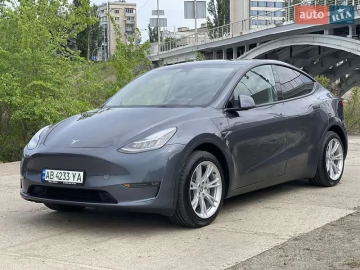 Авто Tesla Model Y 2023 № 7663989