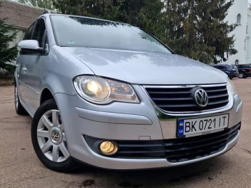Авто Volkswagen Touran 2007 № 7664043
