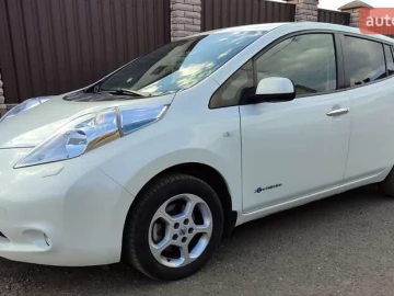 Авто Nissan Leaf 2015 № 7664242
