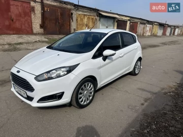 Авто Ford Fiesta 2015 № 7664263