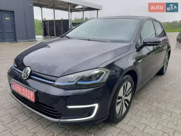 Авто Volkswagen E-Golf 2018 № 7664273