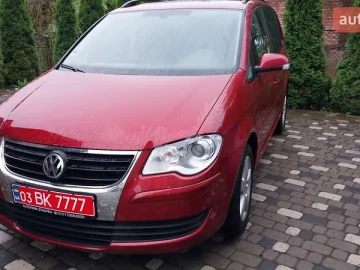 Авто Volkswagen Touran 2010 № 7664444