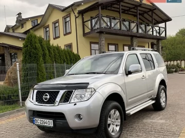Авто Nissan Pathfinder 2010 № 7664502