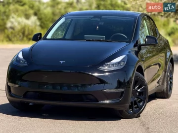 Авто Tesla Model Y 2023 № 7664560