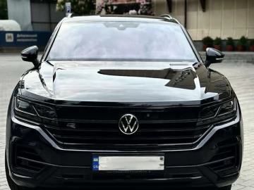 Авто Volkswagen Touareg 2022 № 7664576