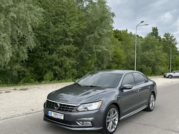 Авто Volkswagen Passat 2017 № 7664905