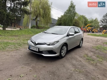 Авто Toyota Auris 2016 № 7664907