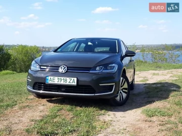 Авто Volkswagen Golf 2020 № 7664942