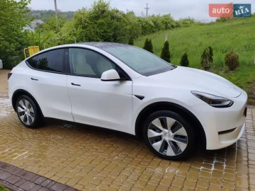 Авто Tesla Model Y 2020 № 7664958
