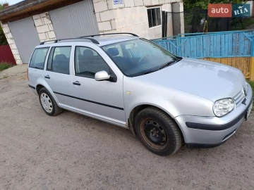 Авто Volkswagen Golf 1999 № 7665029