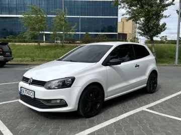 Авто Volkswagen Polo 2015 № 7665092