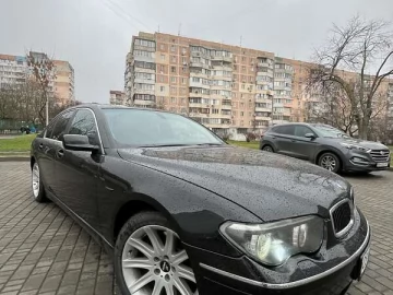 Авто BMW 7 Series 2004 № 7665094