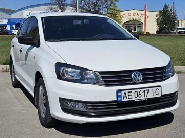 Авто Volkswagen Polo 2016 № 7665126