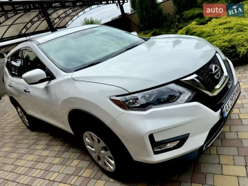 Авто Nissan Rogue 2017 № 7665174