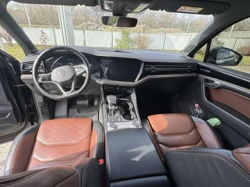 Авто Volkswagen Touareg 2021 № 7665470