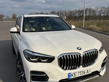 Авто BMW X5 2022 № 7665472