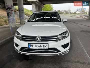 Авто Volkswagen Touareg 2014 № 7665726