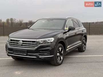 Авто Volkswagen Touareg 2019 № 7665737