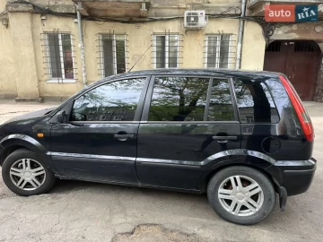 Авто Ford Fusion 2004 № 7665746