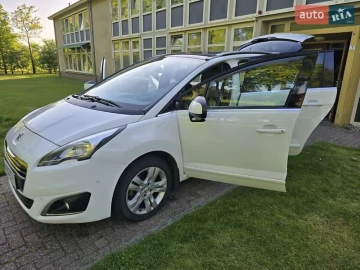 Авто Peugeot 5008 2016 № 7665890