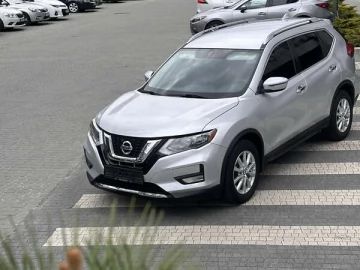 Авто Nissan Rogue 2017 № 7666122