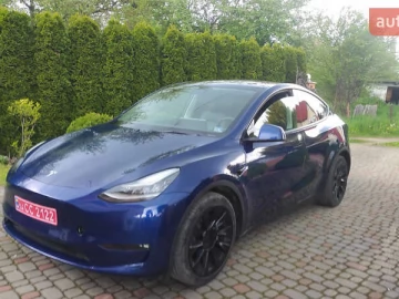 Авто Tesla Model Y 2021 № 7666155