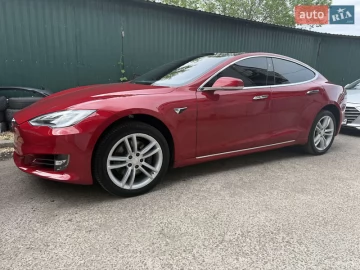 Авто Tesla Model S 2019 № 7666171