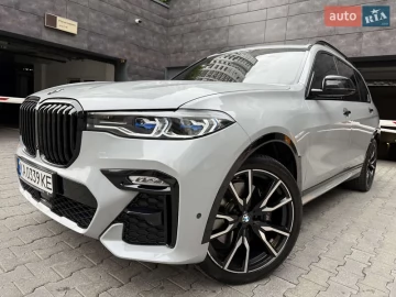 Авто BMW X7 2022 № 7666236